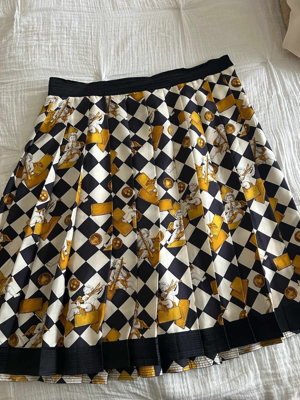 Les Copains Black, White and Gold Diamond-Print Pleated Skirt